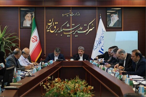 معرفی ۱۶ مجری داخلی ۱۴ مگاپروژه عبور از اوج بار ۱۴۰۴ در شرکت مدیریت شبکه برق ایران معرفی ۱۶ مجری داخلی ۱۴ مگاپروژه عبور از اوج بار ۱۴۰۴ در شرکت مدیریت شبکه برق ایران