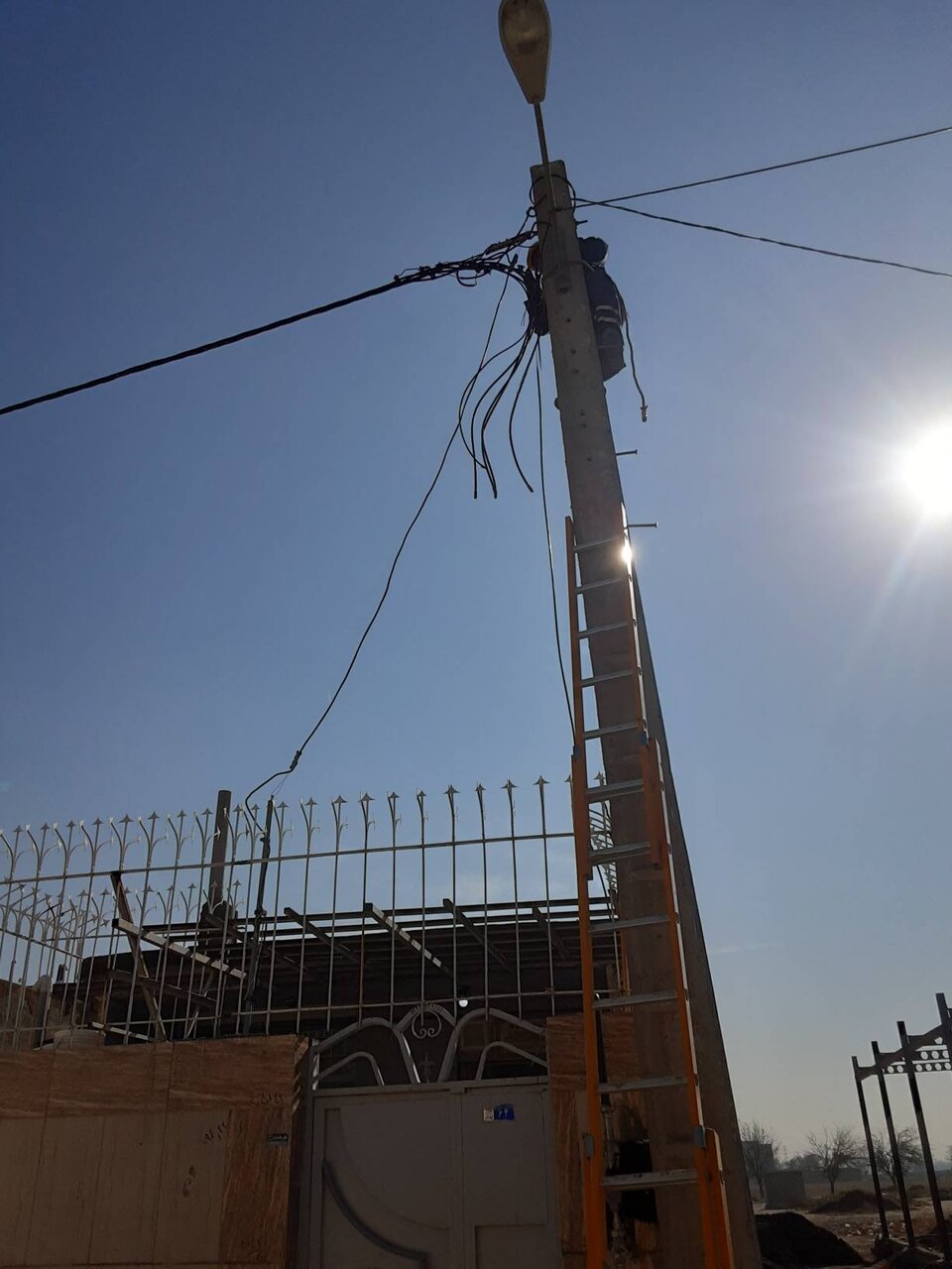 کشف و جمعآوری ۲۲ انشعاب غیرمجاز در مشهد کشف و جمعآوری ۲۲ انشعاب غیرمجاز در مشهد