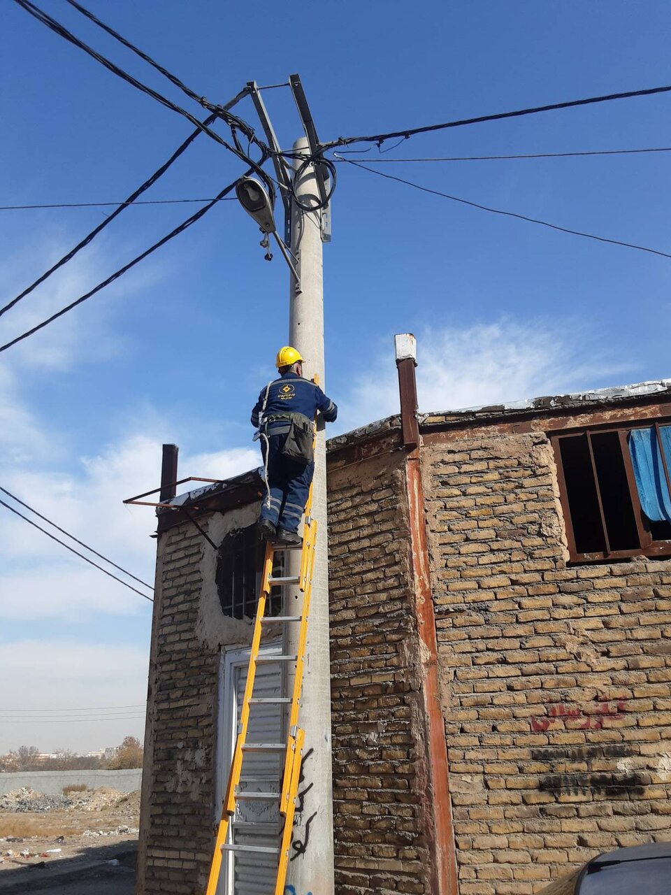 شناسایی و جمعآوری ۲۲ انشعاب غیرمجاز در مشهد شناسایی و جمعآوری ۲۲ انشعاب غیرمجاز در مشهد