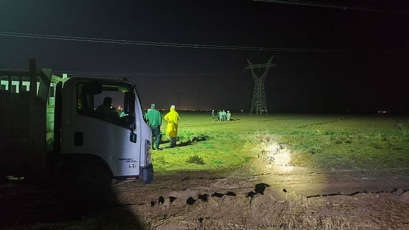 رفع نقاط بحرانی خطوط انتقال برق ۴۰۰ کیلوولت شمالغرب اهواز به شوشتر