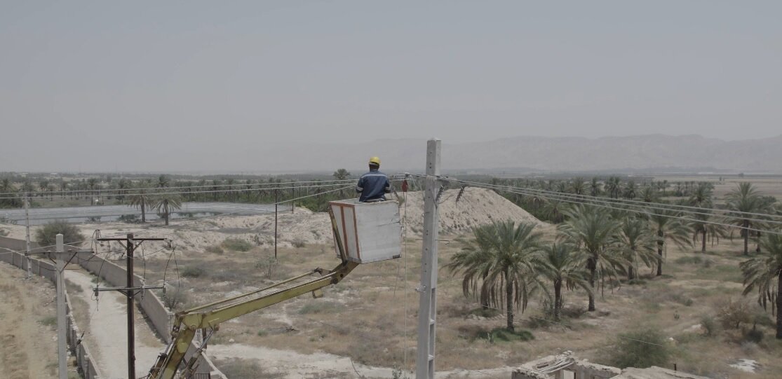 روشنایی چراغ ۱۰ روستای بدون برق در استان فارس