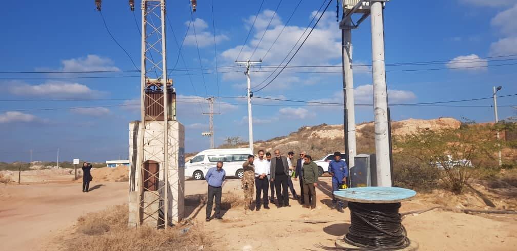 بازدید مجری برق روستایی توانیر از امکانات و زیرساختهای تامین برق جزیره ابوموسی بازدید مجری برق روستایی توانیر از امکانات و زیرساختهای تامین برق جزیره ابوموسی