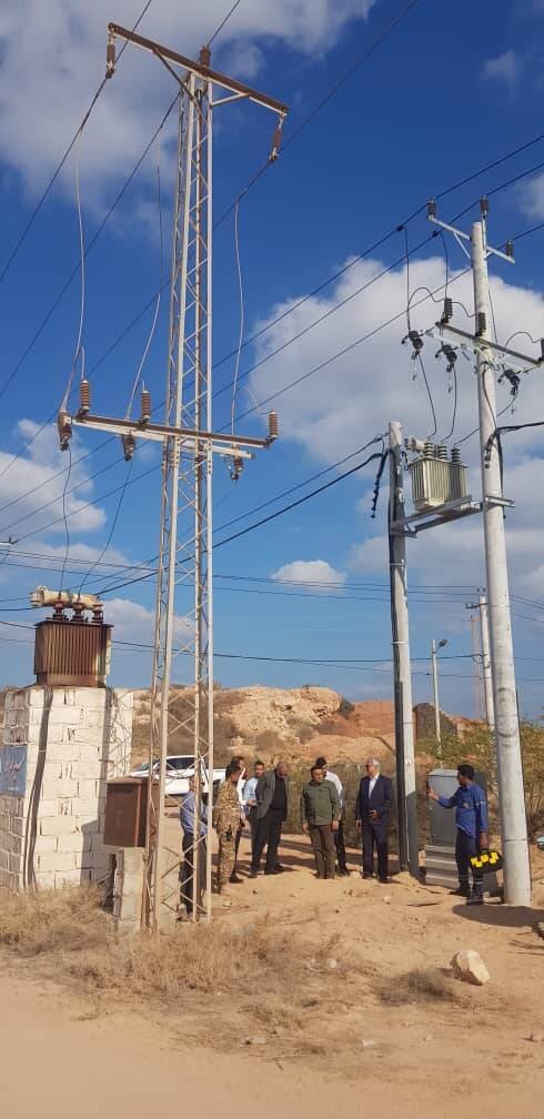 بازدید مجری برق روستایی توانیر از امکانات و زیرساختهای تامین برق جزیره ابوموسی بازدید مجری برق روستایی توانیر از امکانات و زیرساختهای تامین برق جزیره ابوموسی