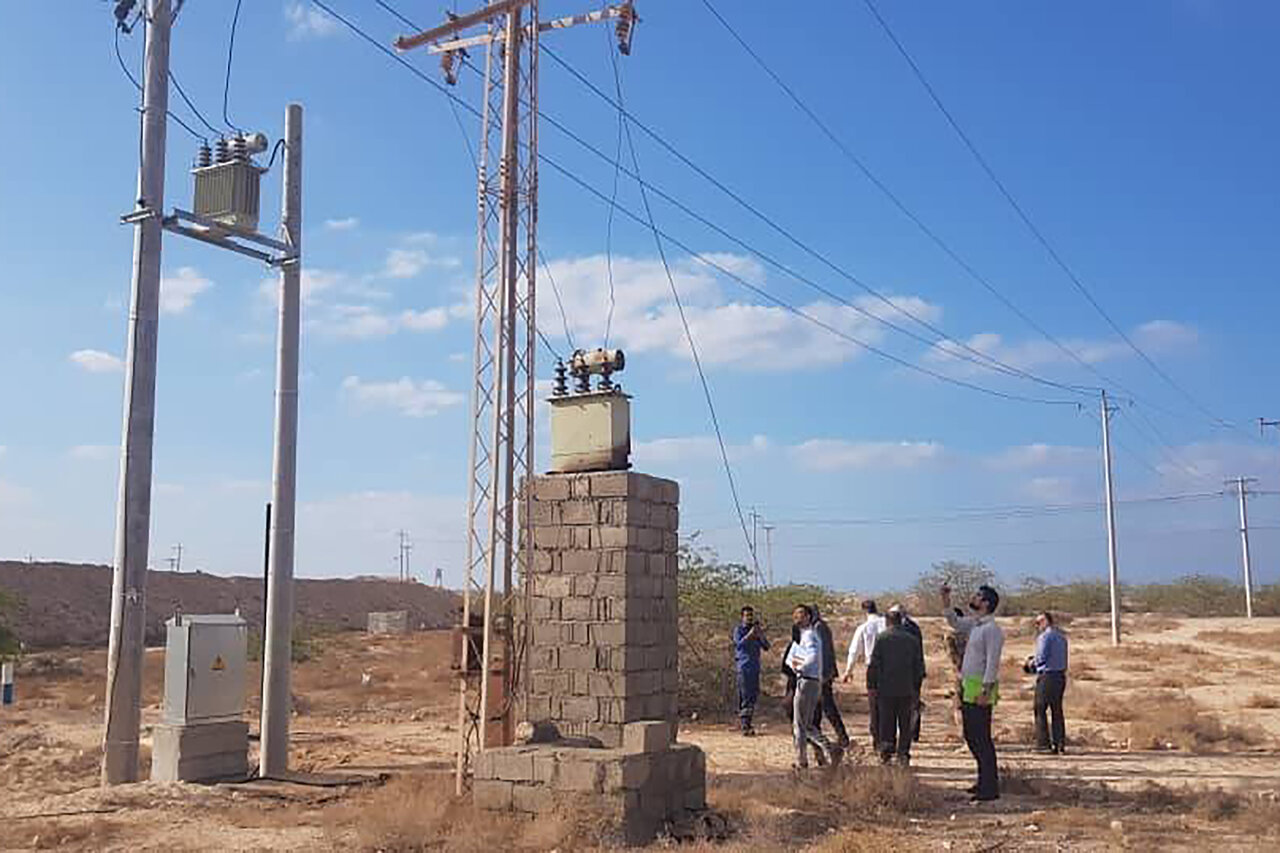 پیشرفت ۶۵ درصدی طرحهای تامین برق جزایر استان هرمزگان