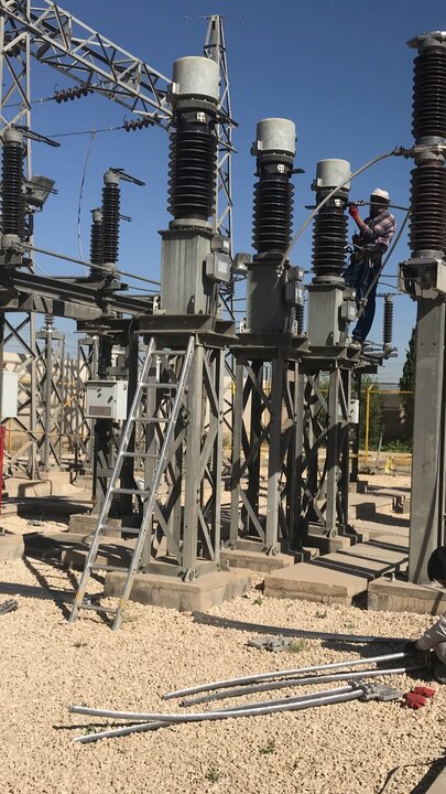 تعویض ترانسفورماتورهای جریان در چندین پست انتقال و فوق توزیع برق منطقه‌ای فارس