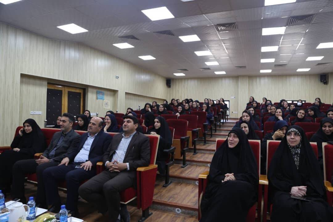 توانمندسازی و ظرفیتسازی حضور زنان در صنعت آب و برق از اولویتهای وزارت نیرو توانمندسازی و ظرفیتسازی حضور زنان در صنعت آب و برق از اولویتهای وزارت نیرو