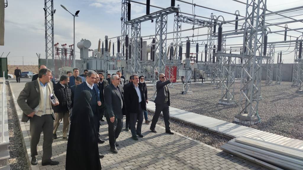 بازديد معاون وزیر صمت از پست ۱۳۲ كيلوولت صنعتي مشهد۵ بازديد معاون وزیر صمت از پست ۱۳۲ كيلوولت صنعتي مشهد۵