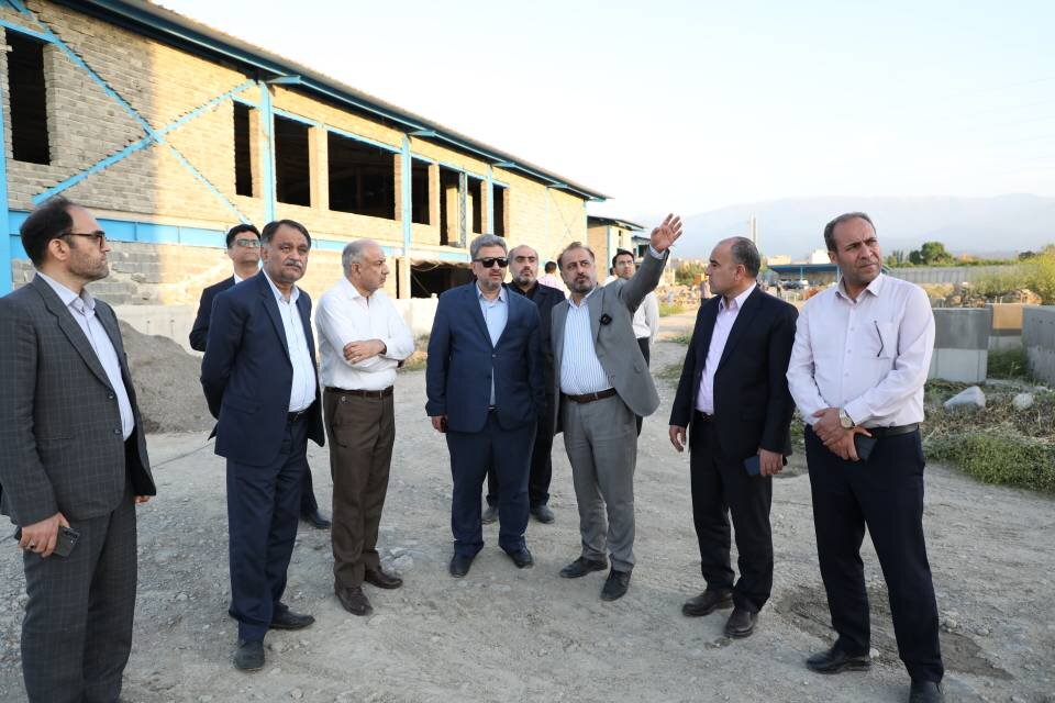 بازدید مدیرعامل توانیر از مراحل احداث پست ۴۰۰ کیلوولت روستای مریمآباد گرگان بازدید مدیرعامل توانیر از مراحل احداث پست ۴۰۰ کیلوولت روستای مریمآباد گرگان