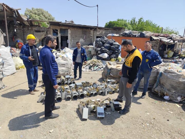 کشف ۳۷ دستگاه ماینر غیرمجاز از یک مرکز تفکیک زباله در کهریزک