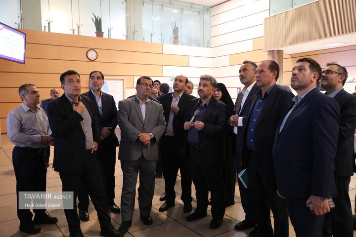 بازدید اعضای کمیسیون عمران مجلس از مرکز راهبری شبکه برق و نشست با مدیرعامل توانیر