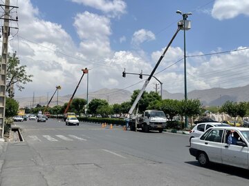 اجرای طرح احیای انرژی با تعویض چراغ‌های LED در معابر استان البرز 