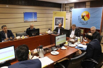 بررسی برنامه‌های مدیریت اوج بار شمال غرب کشور با حضور مدیرعامل شرکت توانیر در تبریز 