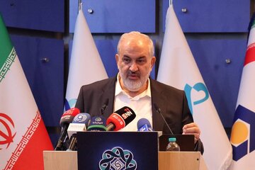 تضمین بازگشت سرمایه برای سرمایه‌گذاران در صنعت برق با نرخ ارزی ۱۵ درصد 