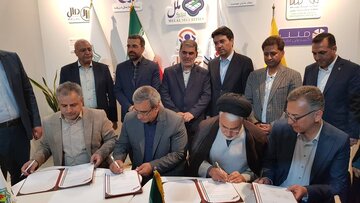 ۱۶ تفاهم‌نامه تامین مالی و سرمایه‌گذاری احداث ۱۴۲۰ مگاوات نیروگاه تجدیدپذیر در خراسان رضوی