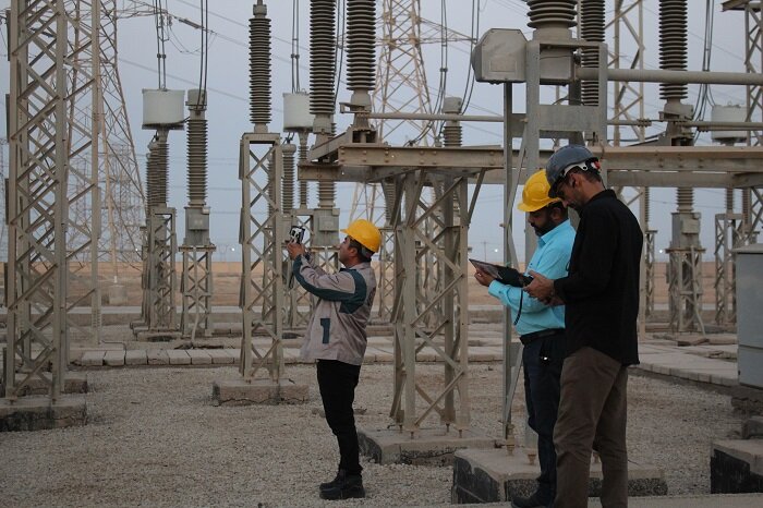 مانور عیبیابی حرارتی پستهای برق منطقهای خوزستان مانور عیبیابی حرارتی پستهای برق منطقهای خوزستان