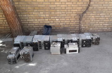 نجات برق ۸۲۵ خانه با کشف و جمع‌آوری ۳۳ دستگاه غیرمجاز استخراج رمزارز در تبریز