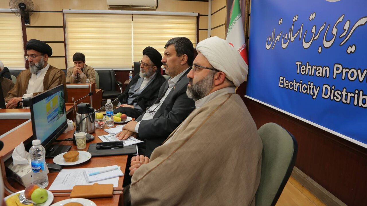 برگزاری نشست هماندیشی ائمه جماعات شهرستانهای استان تهران برگزاری نشست هماندیشی ائمه جماعات شهرستانهای استان تهران