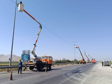 اجرای عملیات کابل‌کشی و اصلاح روشنایی معابر در مسیر جاده شهید کلانتری ارومیه