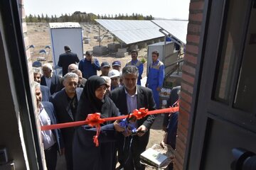 مرحله نخست طرح نیروگاه خورشیدی لیکا زرندیه به بهره‌برداری رسید