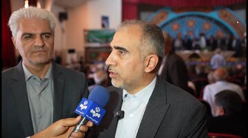 همایش هوشمندسازی و نصب پنل خورشیدی در فلاورجان برگزار شد