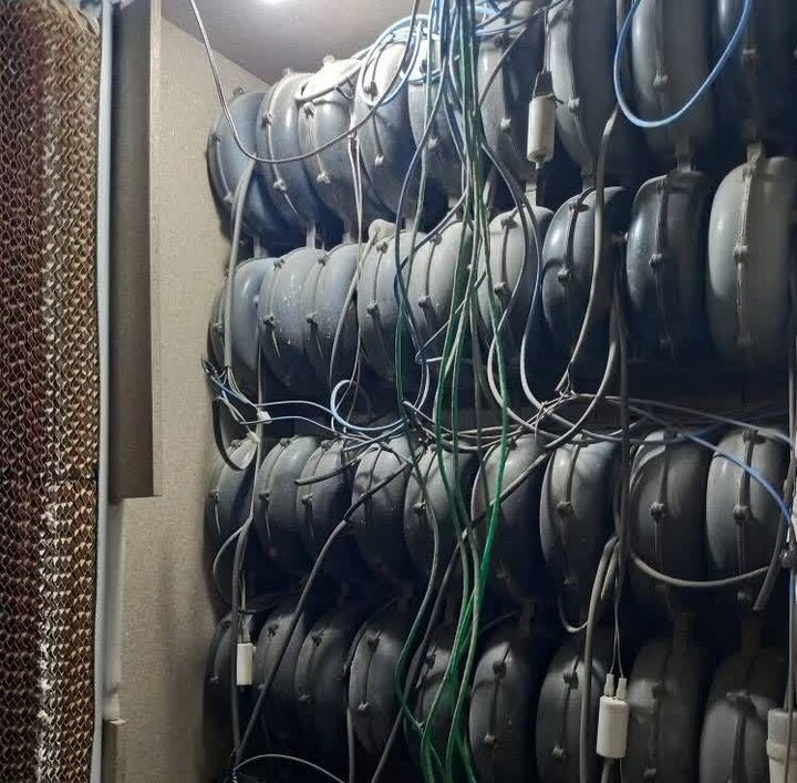 کشف ۲۰ دستگاه استخراج غیرمجاز رمزارز در شاهرود