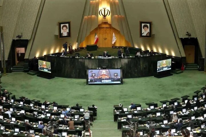 جرم انگاری حمل و نگهداری تجهیزات غیر مجاز استخراج رمزارز در مجلس پیگیری می‌شود