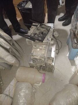 کشف و جمع‌آوری ۱۳ دستگاه ماینر غیرمجاز در همدان