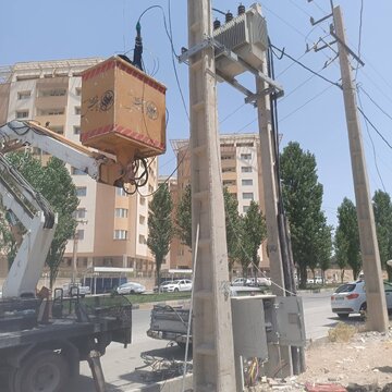 نصب ترانسفورماتورهای جدید در ایلام