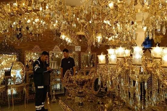 تجهیز لوستر فروشیهای پایتخت به کنتورهای هوشمند تجهیز لوستر فروشیهای پایتخت به کنتورهای هوشمند