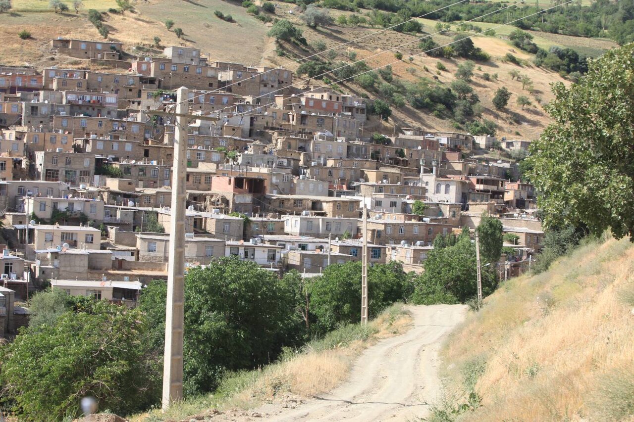 طی ۴۷ سال پس از پیروزی انقلاب اسلامی هر روز ۴ روستا برق‌دار شد