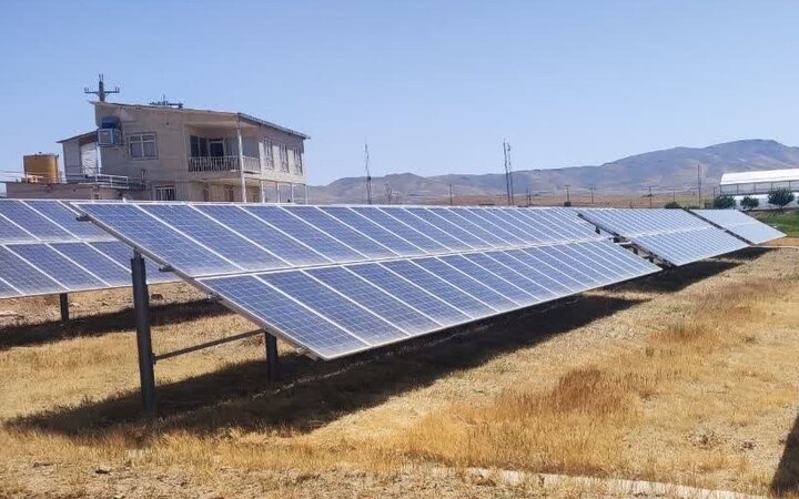نیروگاه خورشیدی ۲۵۰ کیلوواتی در زنجان به بهره‌برداری رسید