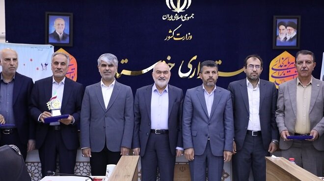 کسب رتبه برتر شرکت برق منطقه‌ای خوزستان در جشنواره شهید رجایی