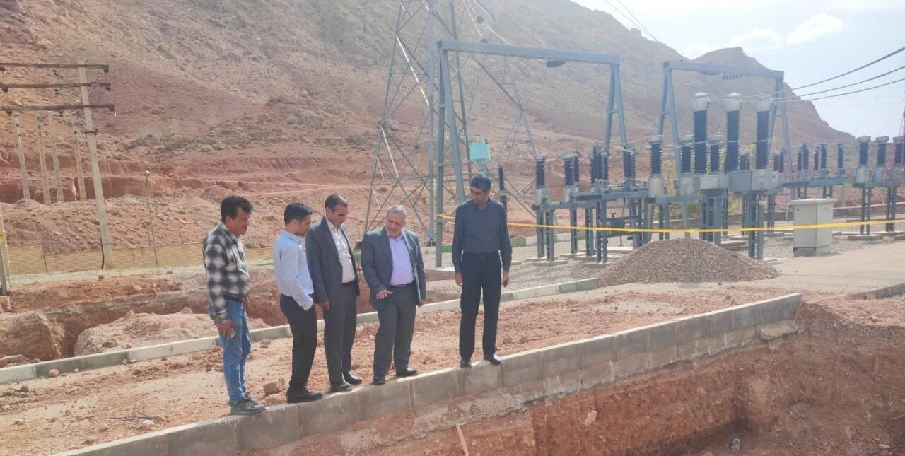 بازدید مدیرعامل برق منطقه‌ای سمنان از طرح احداث فیدرهای  پست ۶۳ کیلوولت مهدیشهر