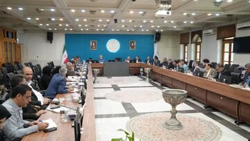امضای تفاهم‌نامه احداث دو نیروگاه خورشیدی به ظرفیت ۵۲۰۰ مگاوات در اصفهان