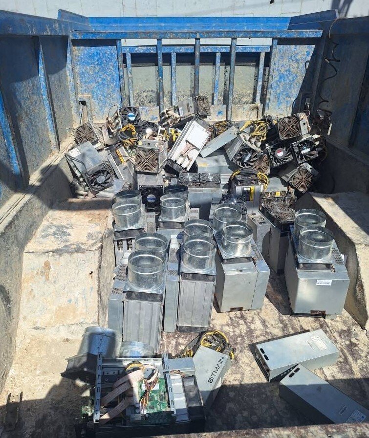 کشف ۴۵ دستگاه ماینر غیرمجاز در گرمدره البرز