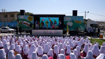 عروسک‌ها سفیران مصرف برق شدند؛ اجرای طرح سبا برای آموزش دانش‌آموزان زنجانی