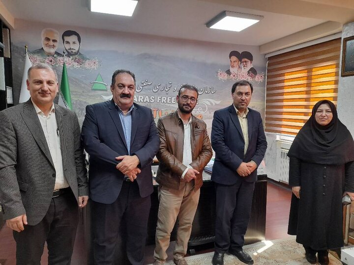 بازدید مدیرعامل شرکت توزیع نیروی برق آذربایجان‌ شرقی از طرح‌های شهرستان خداآفرین