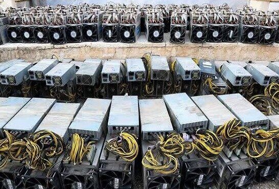 کشف ۱۵۹ دستگاه استخراج رمزارز غیرمجاز در هرمزگان/مصرف برق معادل بیش از ۱۰۰ خانوار شهری