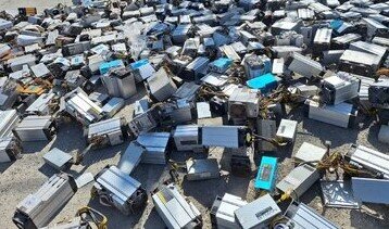 کشف ۹۲ دستگاه استخراج رمزارز غیرمجاز در فارس