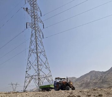 وقوع حادثه در شبکه برق شهرستان لامرد فارس