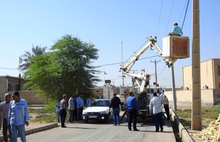 ۷۱۲۸ انشعاب غیرمجاز برق در اهواز جمع‌آوری شد