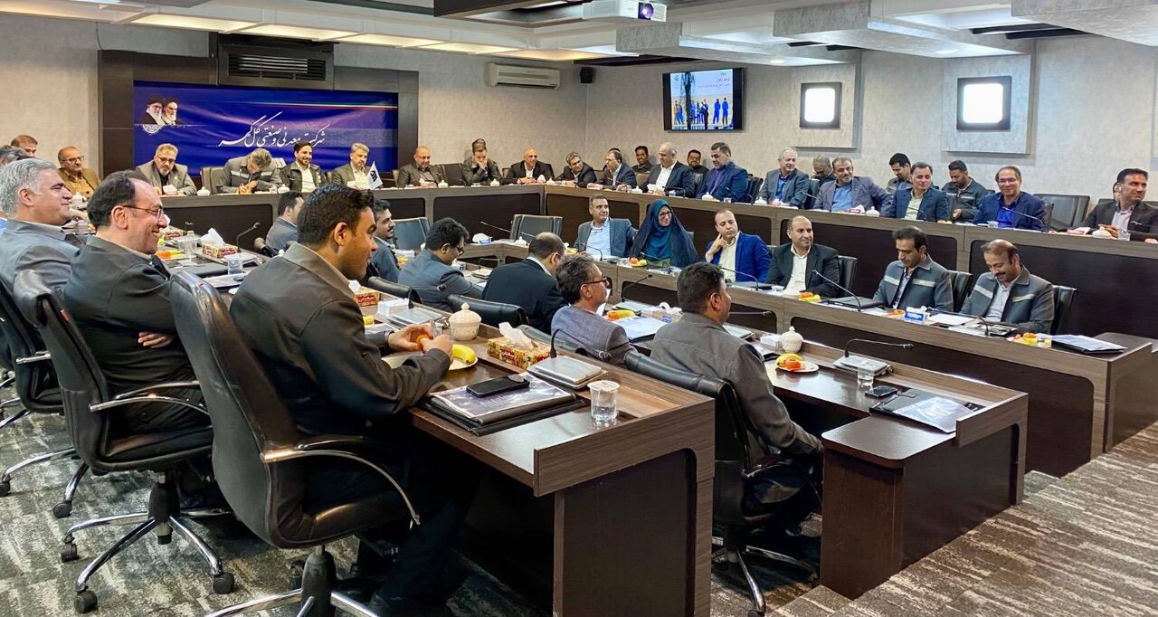 بازدید مدیرعامل توانیر از مجموعه صنعتی گل گهر سیرجان