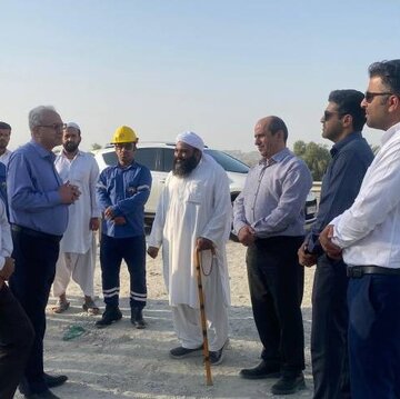 چالش‌های بهره‌برداری از شبکه‌های توزیع و زیرساخت‌های برق روستایی جاسک بررسی شد