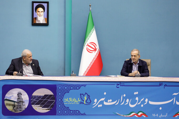 رئیس‌جمهور: طرح‌های برق باید با دانش روز و نگاه آینده‌نگر اجرا شوند