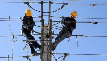 اجرای طرح جهادی تبدیل سیم‌مسی به کابل خودنگهدار در استان اصفهان