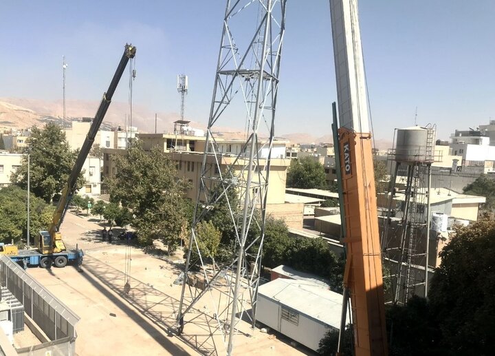 احداث دکل مخابراتی ۵۴ متری در برق منطقه‌ای فارس