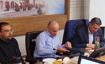 نشست بررسی دستورالعمل‌های خرید تجهیزات و الزامات فنی زمین پست‌ها برگزار شد