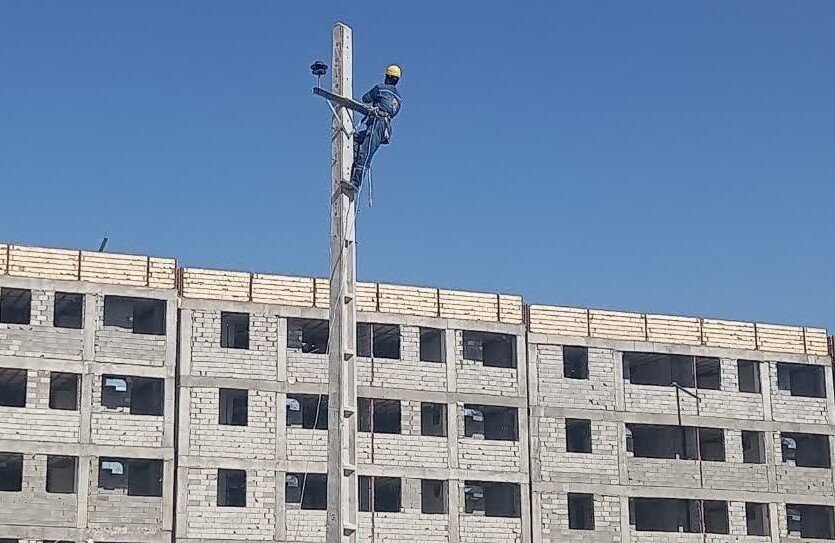 توسعه زیرساخت‌های برقی طرح نهضت ملی مسکن در سمنان