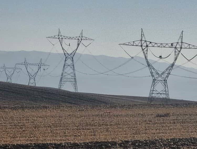 آغاز طرح تعویض مقره‌های معیوب خط ۴۰۰ کیلوولت آیدوغموش – سیکل ترکیبی سهند