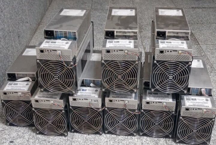 کشف و ضبط ۱۵ دستگاه ماینر غیرمجاز در گرگان
